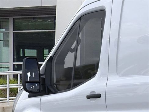 New 2026 Ford Transit 250 148 Medium Roof RWD image 20