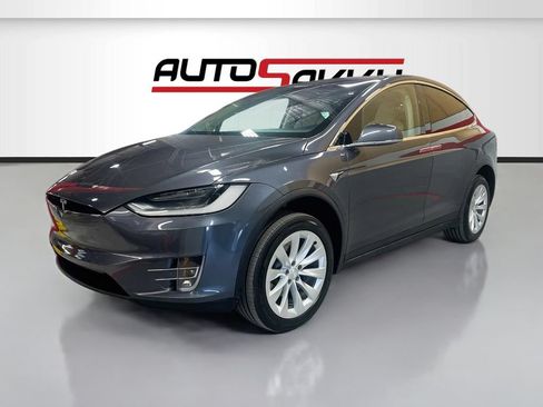 Used 2019 Tesla Model X AWD/4WD image 3