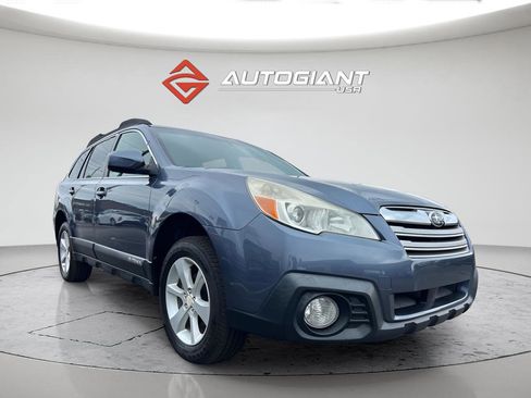 Used 2014 Subaru Outback 2.5i Premium image 11