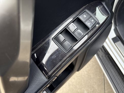 Used 2021 Lexus GX 460 Premium image 24