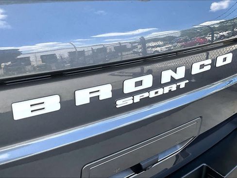 Used 2021 Ford Bronco Sport Outer Banks w/ Outer Banks Package AWD/4WD image 29