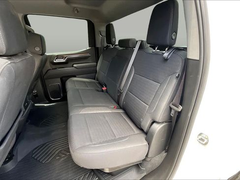 Used 2023 Chevrolet Silverado 1500 RST AWD/4WD image 19