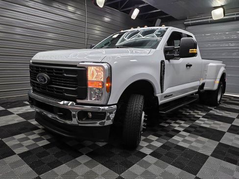 Used 2024 Ford F350 XL w/ Snow Plow Prep Package AWD/4WD image 38