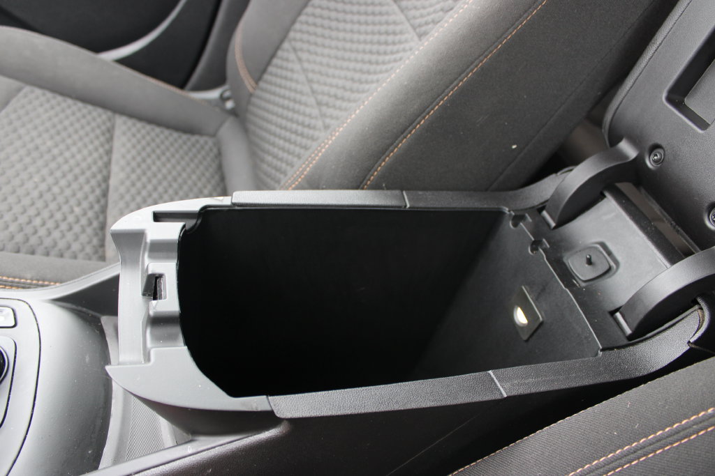 Used 2020 GMC Terrain SLE w/ Driver Convenience Package FWD image 42