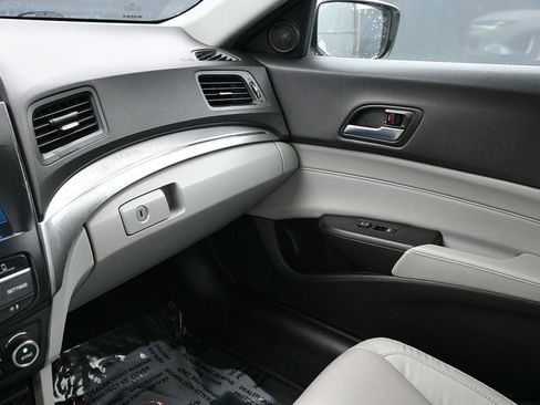 Used 2020 Acura ILX FWD image 32