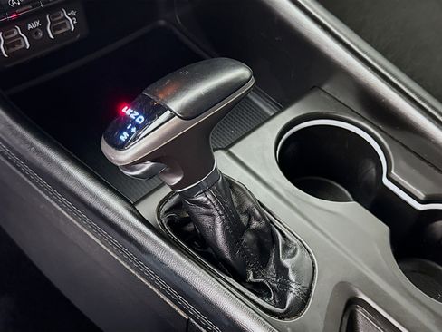 Used 2021 Dodge Durango SXT image 18