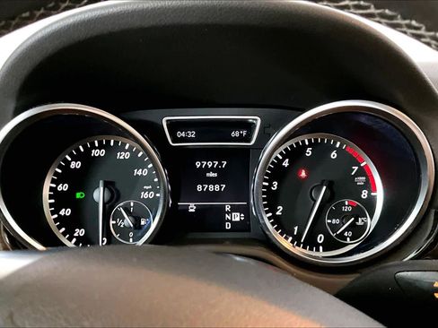 Used 2012 Mercedes-Benz ML 350 4MATIC image 26