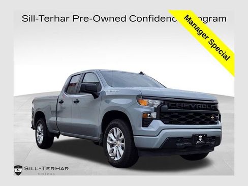 Used 2025 Chevrolet Silverado 1500 Custom image 1