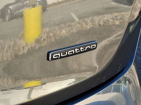 Used 2023 Audi Q5 2.0T Premium w/ Convenience Package image 31