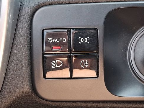 Used 2019 Porsche Cayenne AWD/4WD image 25