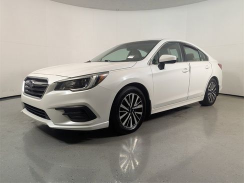 Used 2018 Subaru Legacy 2.5i Premium w/ Moonroof Package image 3