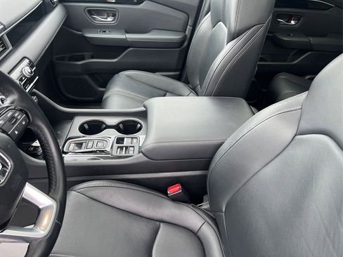 Certified 2023 Honda Pilot Touring image 15