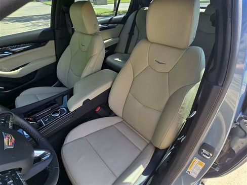 Used 2024 Cadillac CT5 Premium Luxury RWD image 12