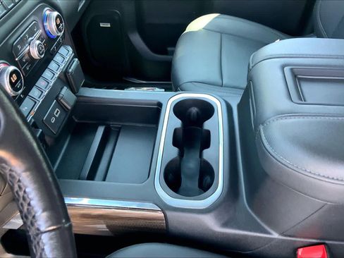 Used 2022 Chevrolet Silverado 1500 RST w/ Texas Edition Plus AWD/4WD image 17