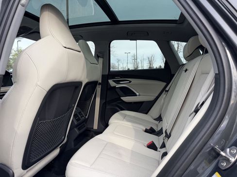 Used 2025 Audi Q5 Premium Plus w/ Premium Plus image 22