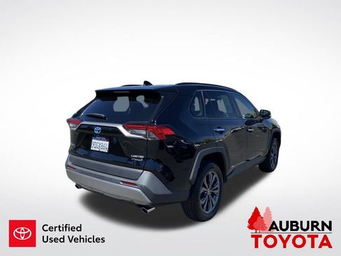 Certified 2022 Toyota RAV4 Limited AWD/4WD image 8