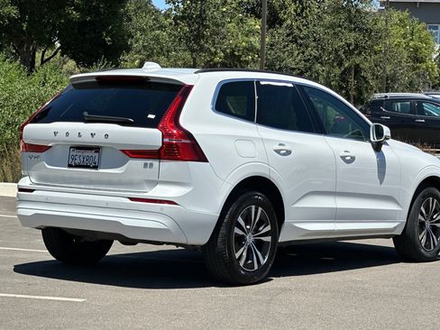 Used 2023 Volvo XC60 B5 Core w/ Protection Package Premier FWD image 4