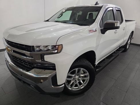 Used 2019 Chevrolet Silverado 1500 LT w/ Z71 Off-Road Package AWD/4WD image 1