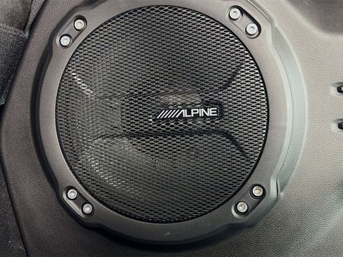 Used 2024 Jeep Wrangler Sahara w/ Technology Group image 21