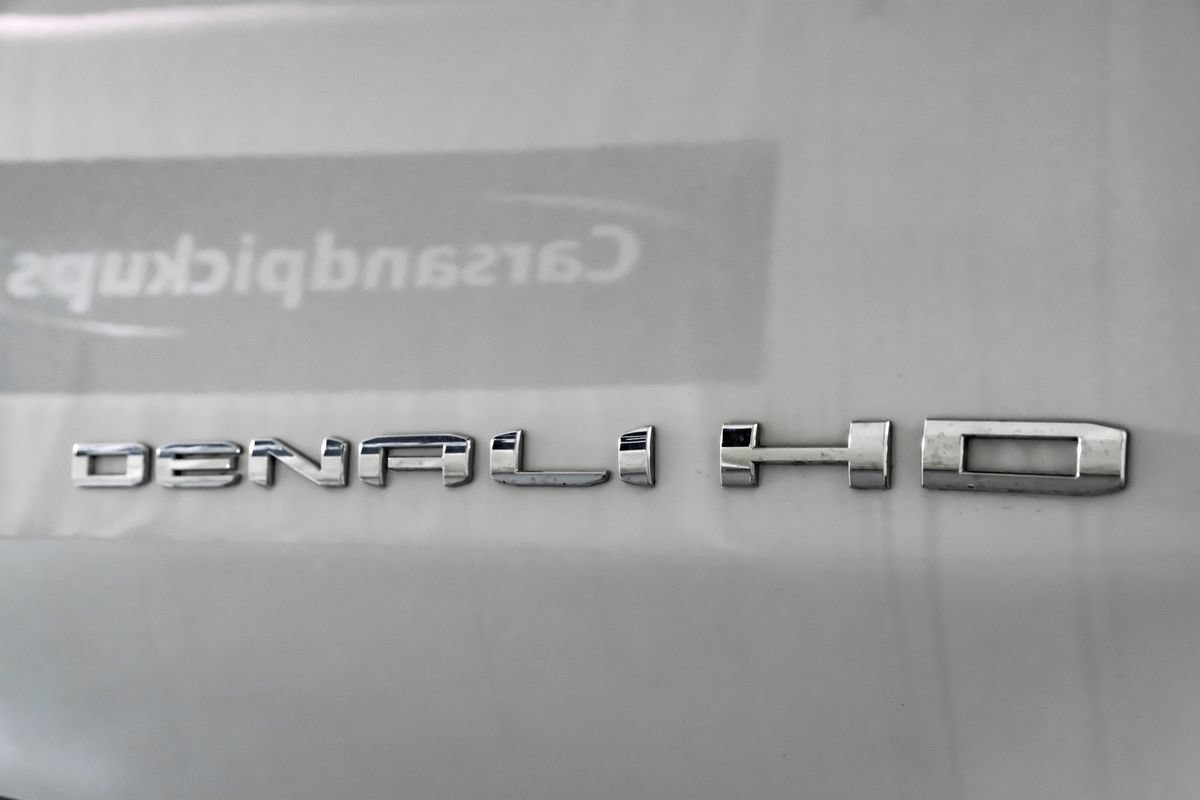 Used 2022 GMC Sierra 2500 Denali w/ Denali Ultimate Package AWD/4WD image 44