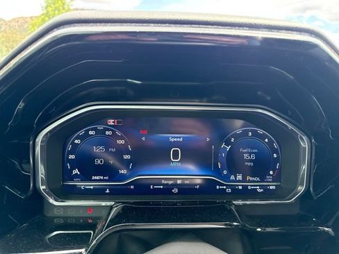 Used 2024 Chevrolet Silverado 1500 LT AWD/4WD image 25