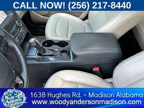 Used 2019 Ford Explorer XLT w/ Equipment Group 202A FWD image 15