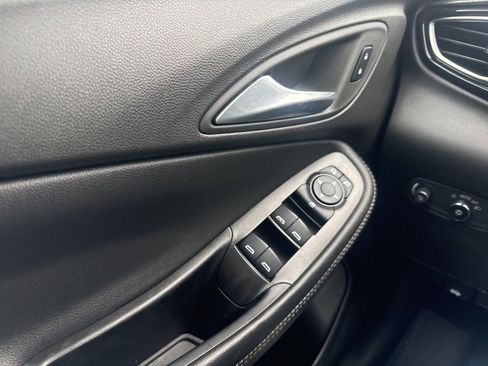 Used 2022 Buick Encore GX Select FWD image 4