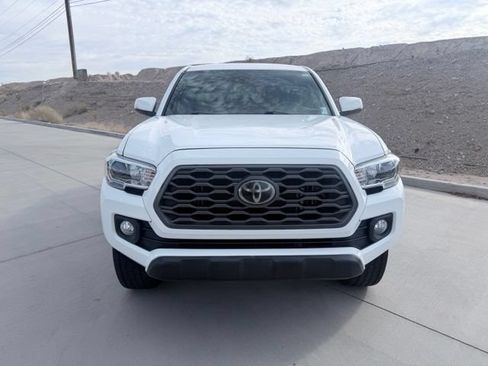 Used 2021 Toyota Tacoma TRD Off-Road AWD/4WD image 2