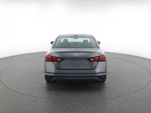 Used 2024 Nissan Altima 2.5 SV FWD image 7