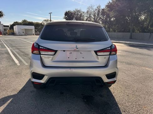 Used 2024 Mitsubishi Outlander Sport SE image 8