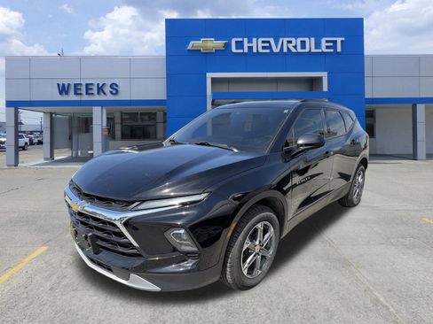 Used 2024 Chevrolet Blazer LT w/ Convenience Package FWD image 1