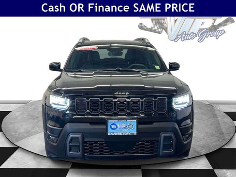 Used 2026 Jeep Cherokee Limited AWD/4WD image 2