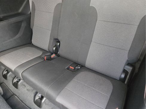 Used 2020 Chevrolet Traverse LS FWD image 30