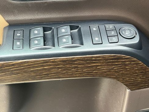 Used 2018 GMC Sierra 1500 Denali image 24