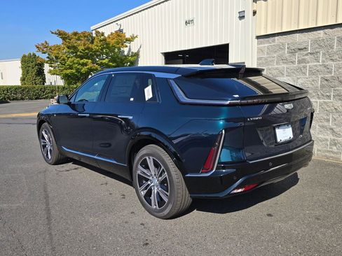 New 2026 Cadillac Lyriq Luxury image 4