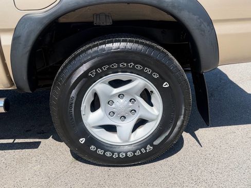 Used 2004 Toyota Tacoma PreRunner RWD image 55
