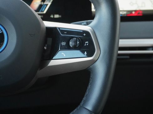 Used 2023 BMW iX xDrive50 w/ Premium Package image 16