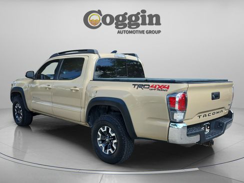 Used 2020 Toyota Tacoma TRD Off-Road AWD/4WD image 3