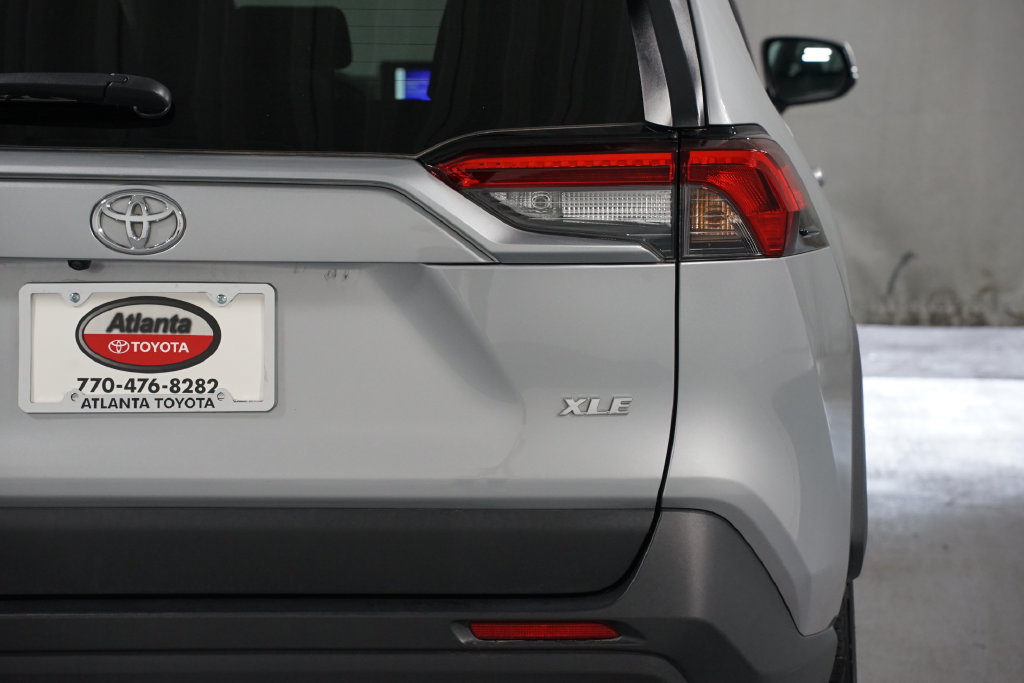 Certified 2025 Toyota RAV4 XLE FWD image 10