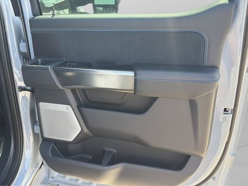 Used 2026 Ford F450 Platinum AWD/4WD image 13