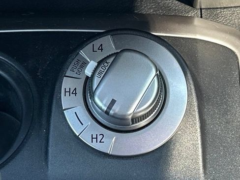 Used 2019 Toyota 4Runner SR5 Premium AWD/4WD image 60