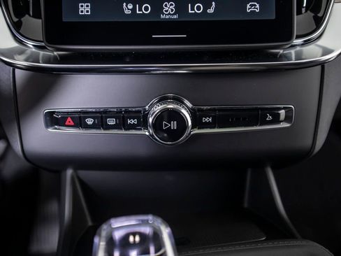 Used 2025 Volvo XC90 T8 Plus w/ Protection Package Premier image 35