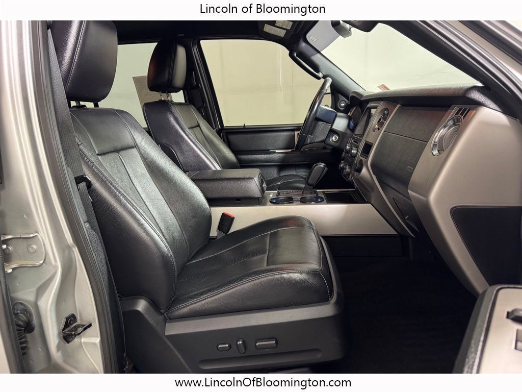 Used 2017 Ford Expedition EL XLT w/ Equipment Group 202A AWD/4WD image 10