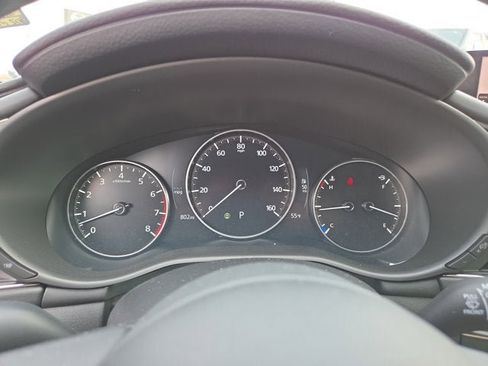 Used 2025 MAZDA MAZDA3 Hatchback w/ Appearance Package image 25