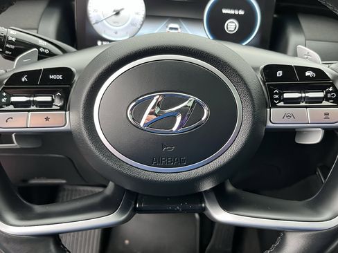 Certified 2022 Hyundai Tucson Limited image 19