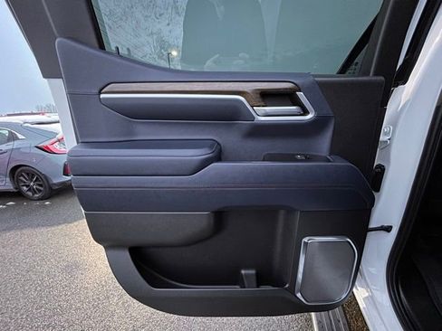 Used 2022 Chevrolet Silverado 1500 High Country w/ High Country Premium Package image 52