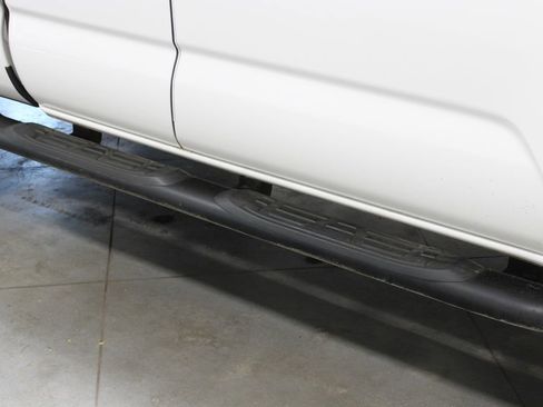 Used 2023 Toyota Tacoma SR image 14