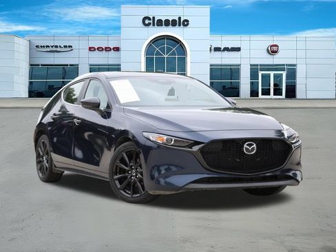 Used 2024 MAZDA MAZDA3 s FWD image 1