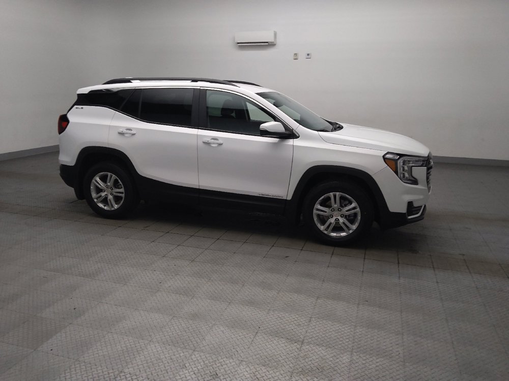 Used 2024 GMC Terrain SLE w/ Driver Convenience Package AWD/4WD image 11