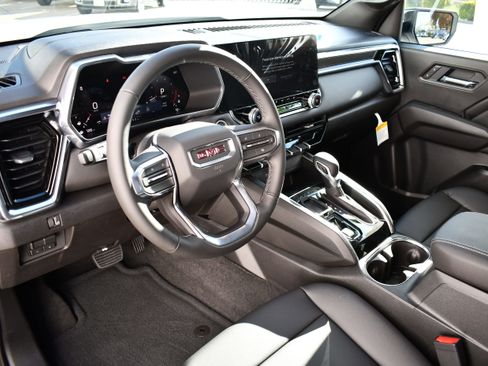 New 2026 GMC Canyon Elevation w/ Convenience Package image 12